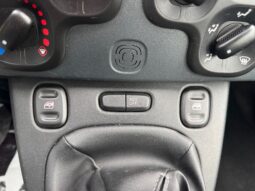 
										FIAT Panda 1.0cc Hybrid 70cv MY23 full									