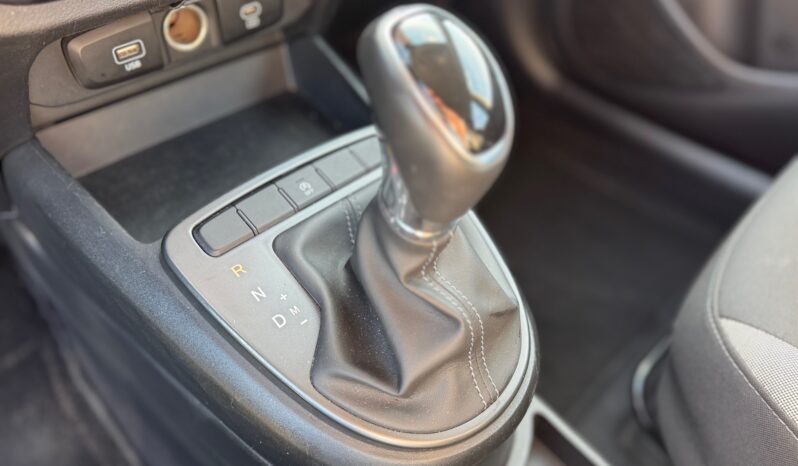 
								HYUNDAI I10 1.0cc MPI 67cv 5P AT CONNECTLINE full									