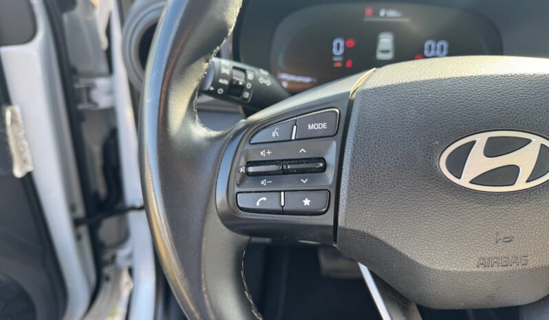 
								HYUNDAI I10 1.0cc MPI 67cv 5P AT CONNECTLINE full									