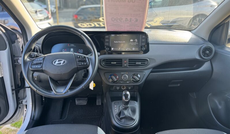 
								HYUNDAI I10 1.0cc MPI 67cv 5P AT CONNECTLINE full									