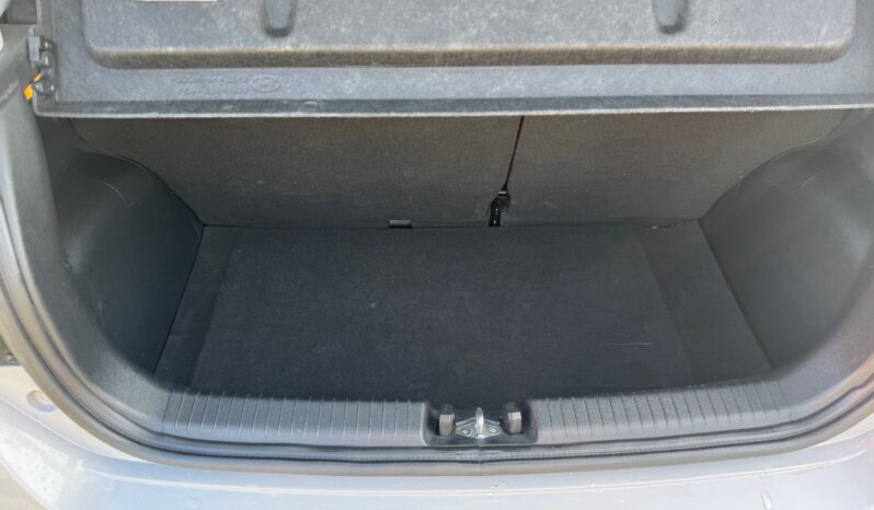 
								HYUNDAI I10 1.0cc MPI 67cv 5P AT CONNECTLINE full									