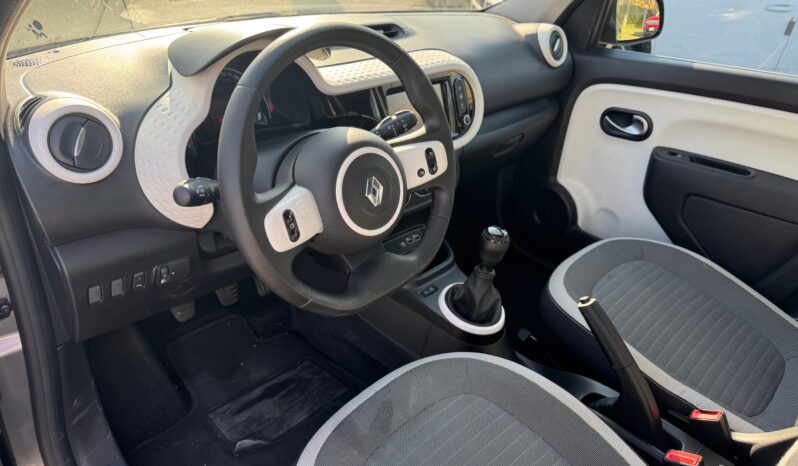 
								RENAULT TWINGO 1.0cc 65cc SCE EQUILIBRE full									