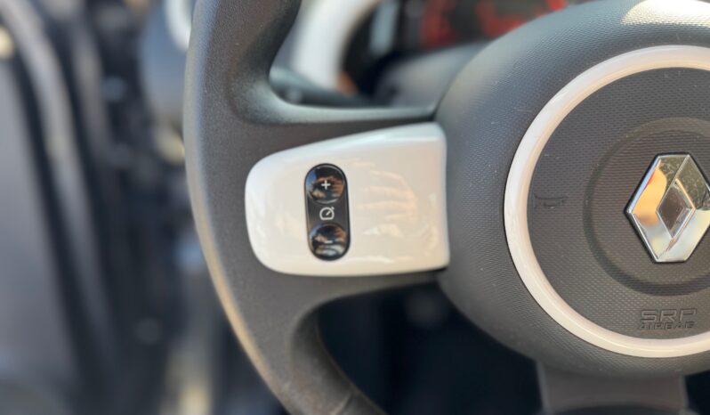 
								RENAULT TWINGO 1.0cc 65cc SCE EQUILIBRE full									