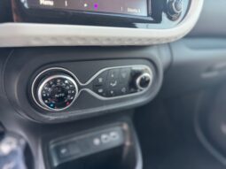 
										RENAULT TWINGO 1.0cc 65cc SCE EQUILIBRE full									