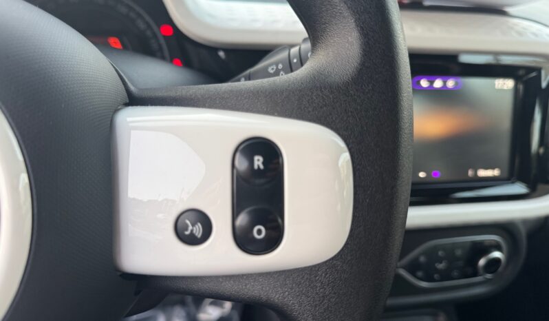 
								RENAULT TWINGO 1.0cc 65cc SCE EQUILIBRE full									