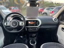 
										RENAULT TWINGO 1.0cc 65cc SCE EQUILIBRE full									