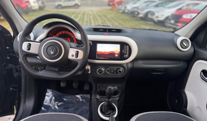 
								RENAULT TWINGO 1.0cc 65cc SCE EQUILIBRE full									