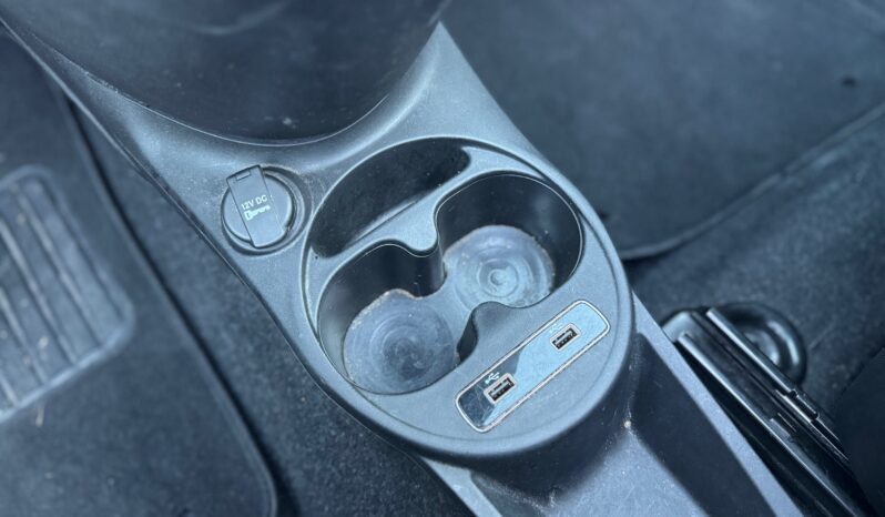 
								FIAT 500C MY23 1.0cc Hybrid 70cv Cabrio Dolcevita full									