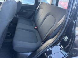 
										FIAT Panda 1.0cc Hybrid 70cv MY23 full									