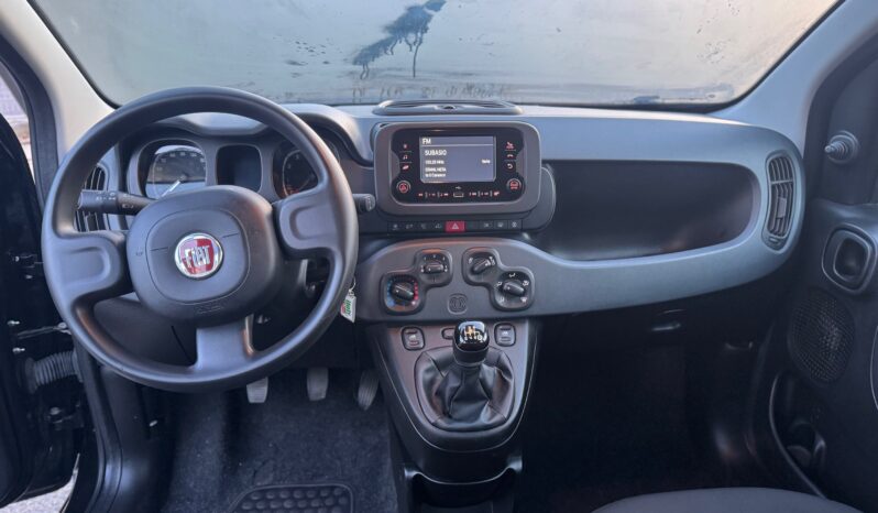 
								FIAT Panda 1.0cc Hybrid 70cv MY23 full									