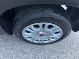 
										FIAT Panda 1.0cc Hybrid 70cv MY23 full									