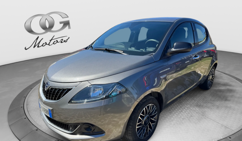 
								LANCIA Ypsilon MY24 1.0 HYBRID 70cv PLATINO full									