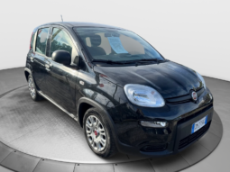 
										FIAT Panda 1.0cc Hybrid 70cv MY23 full									