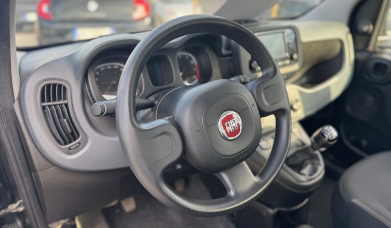 
								FIAT Panda 1.0cc Hybrid 70cv MY23 full									