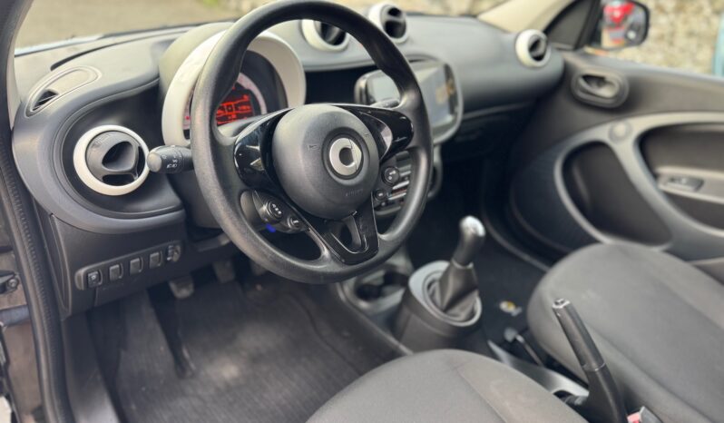 
								SMART FORFOUR 1.0cc 70cv Passion full									