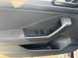 
										Volkswagen T-Roc 1.0cc TSI 110cv Life full									