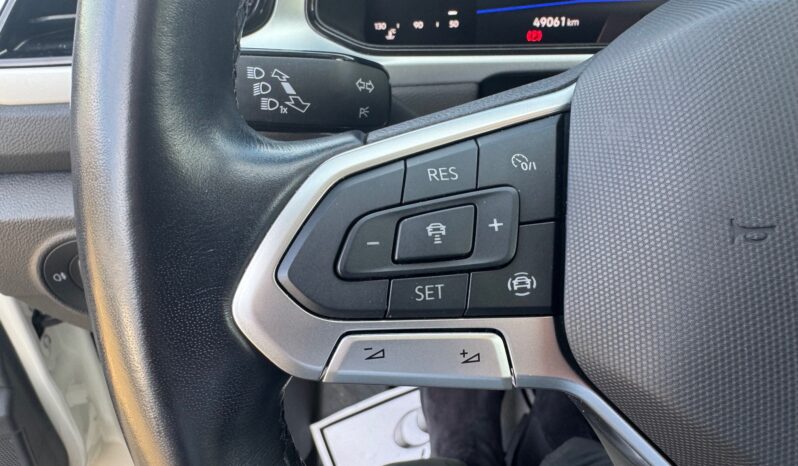 
								Volkswagen T-Roc 1.0cc TSI 110cv Life full									