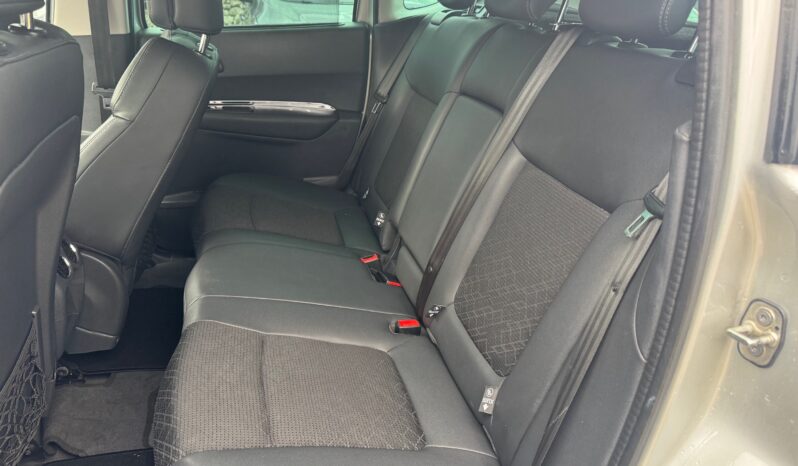 
								PEUGEOT 3008 1.6cc BlueHDi 120cv Allure full									