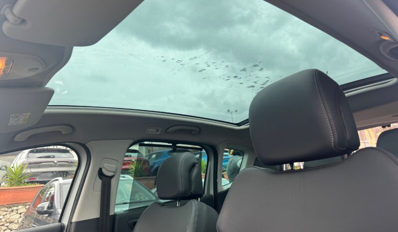 
								PEUGEOT 3008 1.6cc BlueHDi 120cv Allure full									