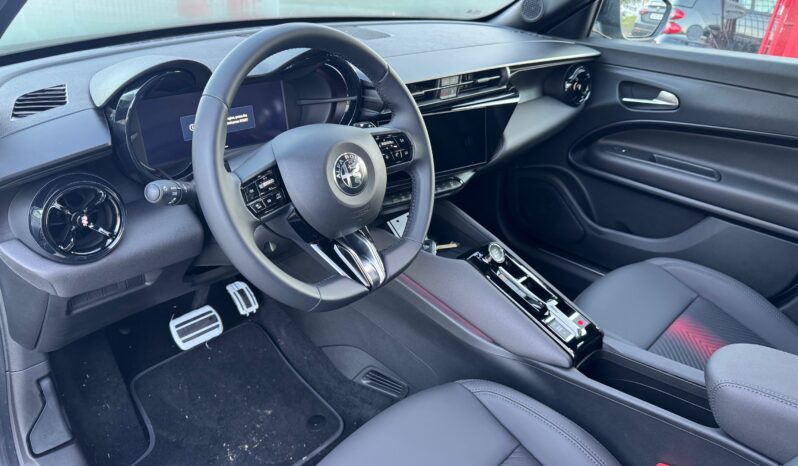 
								Alfa Romeo Junior 1.2cc Hybrid 145cv eDCT6 Speciale full									