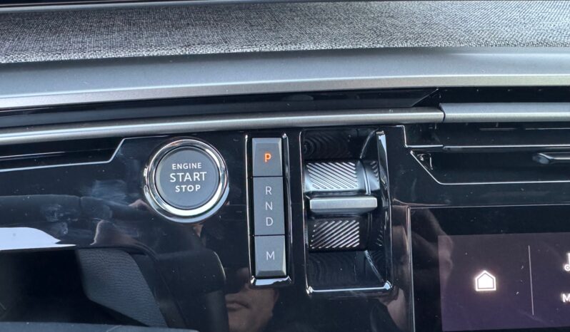 
								PEUGEOT NUOVA 3008 1.2cc HYBRID 145cv E-DCS6 ALLURE full									