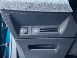 
										PEUGEOT NUOVA 3008 1.2cc HYBRID 145cv E-DCS6 ALLURE full									