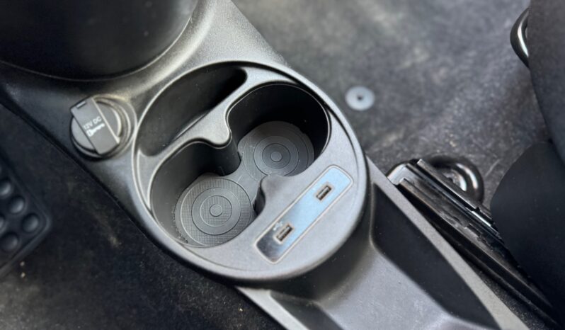 
								FIAT 500C MY23 1.0cc Hybrid 70cv Cabrio Dolcevita full									