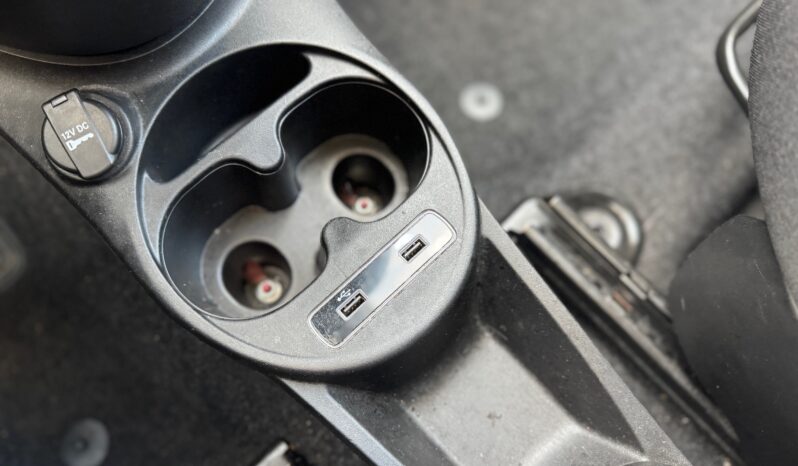 
								FIAT 500C MY23 1.0cc Hybrid 70cv Cabrio Dolcevita full									