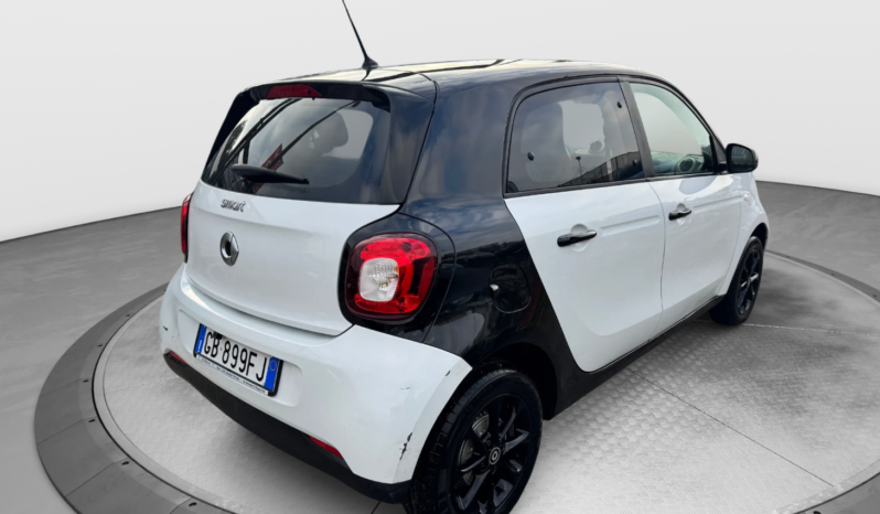 
								SMART FORFOUR 1.0cc 70cv Passion full									