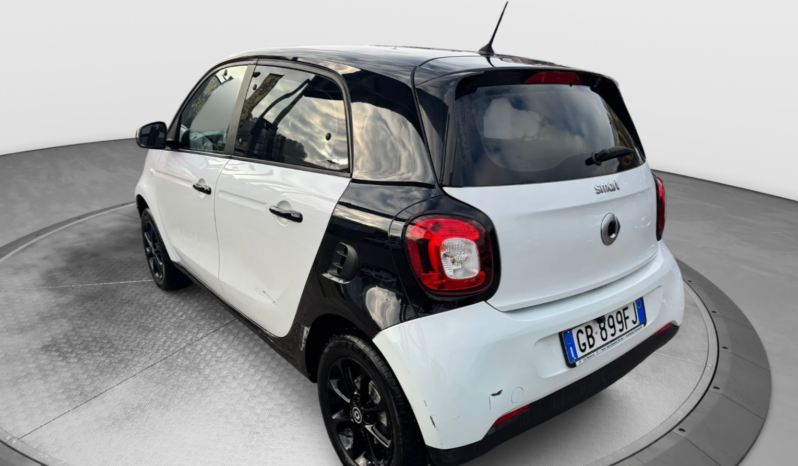 
								SMART FORFOUR 1.0cc 70cv Passion full									
