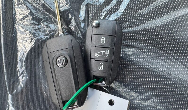 
								FIAT Scudo Serie 3 L2H1 1.5cc Diesel 120cv Van full									