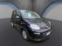 
										FIAT Panda 1.0cc Hybrid 70cv MY23 full									