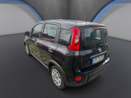 
										FIAT Panda 1.0cc Hybrid 70cv MY23 full									