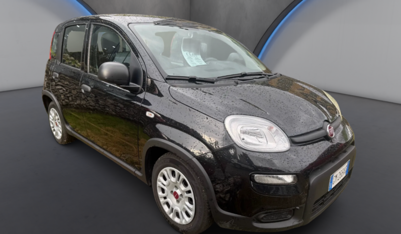 
								FIAT Panda 1.0cc Hybrid 70cv MY23 full									
