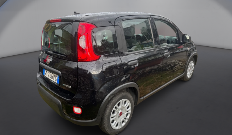 
								FIAT Panda 1.0cc Hybrid 70cv MY23 full									