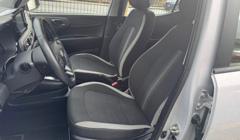 
								HYUNDAI I10 1.0cc MPI 67cv 5P AT CONNECTLINE full									