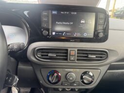 
										HYUNDAI I10 1.0cc MPI 67cv 5P AT CONNECTLINE full									