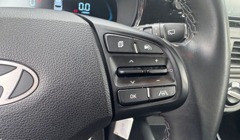 
								HYUNDAI I10 1.0cc MPI 67cv 5P AT CONNECTLINE full									