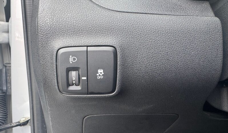 
								HYUNDAI I10 1.0cc MPI 67cv 5P AT CONNECTLINE full									