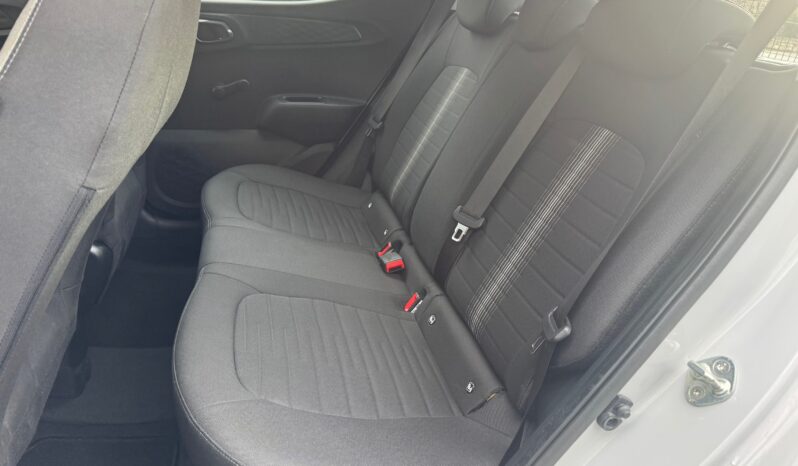 
								HYUNDAI I10 1.0cc MPI 67cv 5P AT CONNECTLINE full									