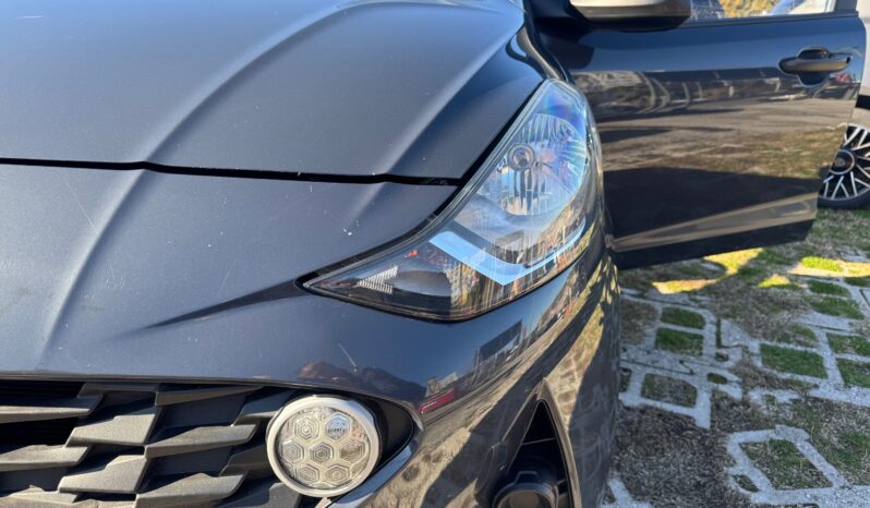 
								HYUNDAI I10 1.0cc 67cv ADVANCED PLUS PACK full									