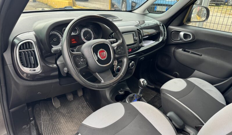 
								FIAT 500L 1.3cc M-JET 85cv Pop Star full									