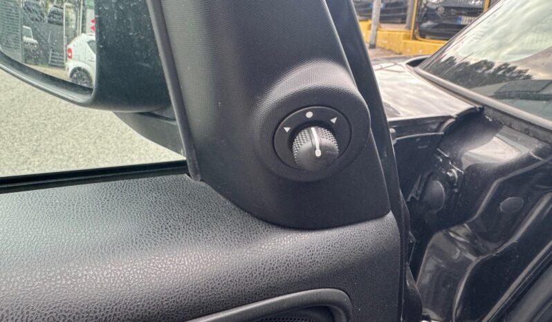 
								FIAT 500L 1.3cc M-JET 85cv Pop Star full									