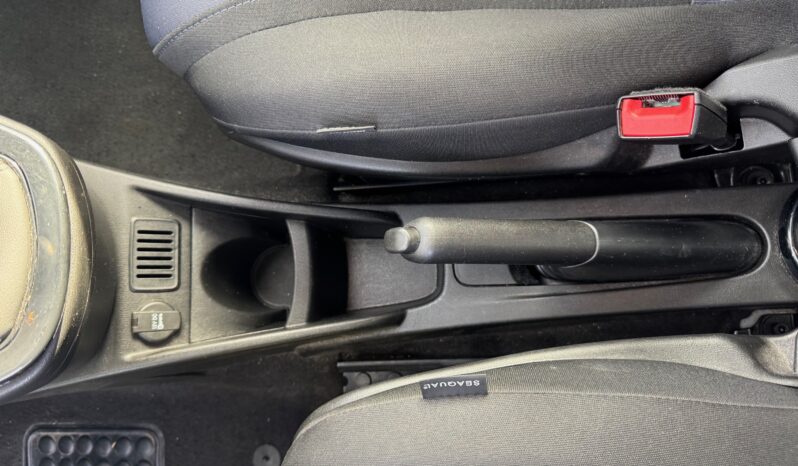 
								LANCIA YPSILON 1.0cc 70cv MHEV GOLD full									