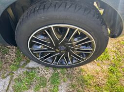 
										LANCIA YPSILON 1.0cc 70cv MHEV GOLD full									