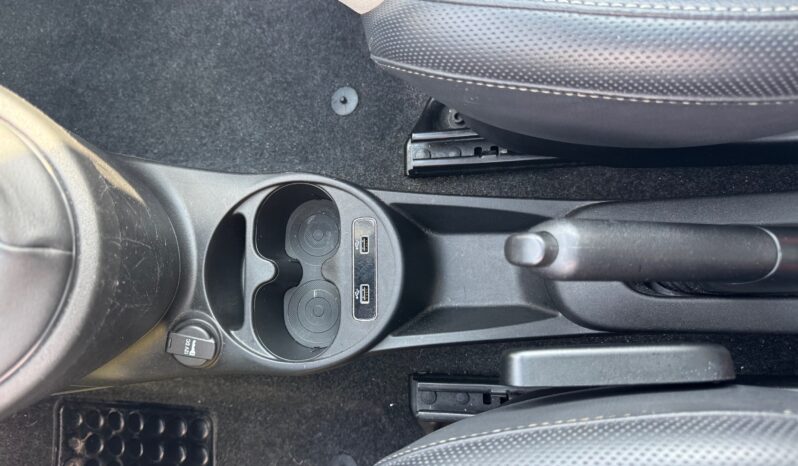 
								FIAT 500 1.0cc Hybrid 70cv Dolcevita full									