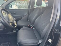 
										LANCIA YPSILON 1.0cc 70cv MHEV GOLD full									