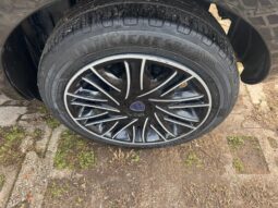 
										LANCIA YPSILON 1.0cc 70cv MHEV GOLD full									