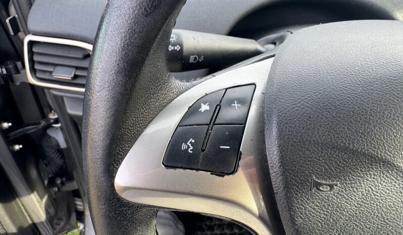 
								LANCIA YPSILON 1.0cc 70cv MHEV GOLD full									