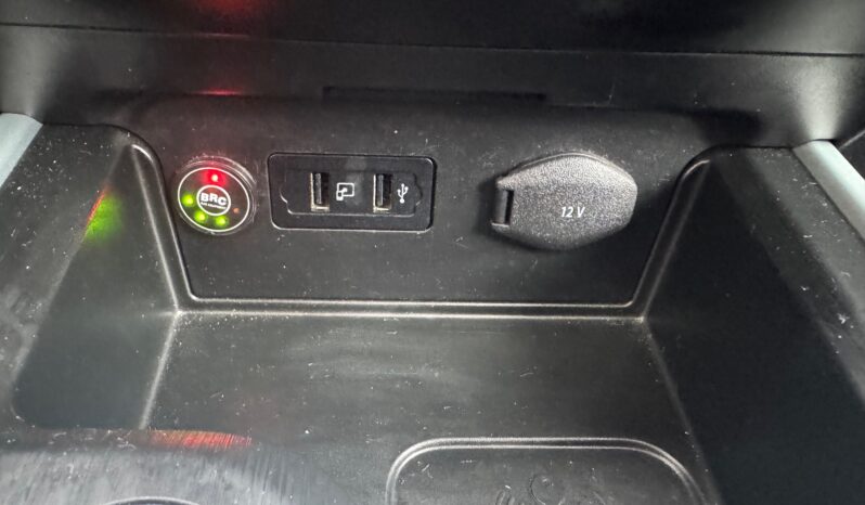 
								DR 4.0 1.5cc 114cv Benz./GPL full									